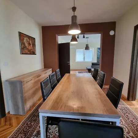 Grande House Apartment