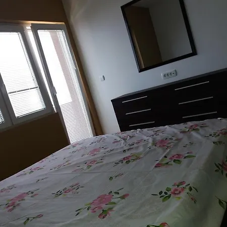 Grande House