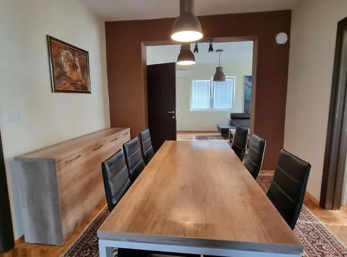 Grande House Apartment